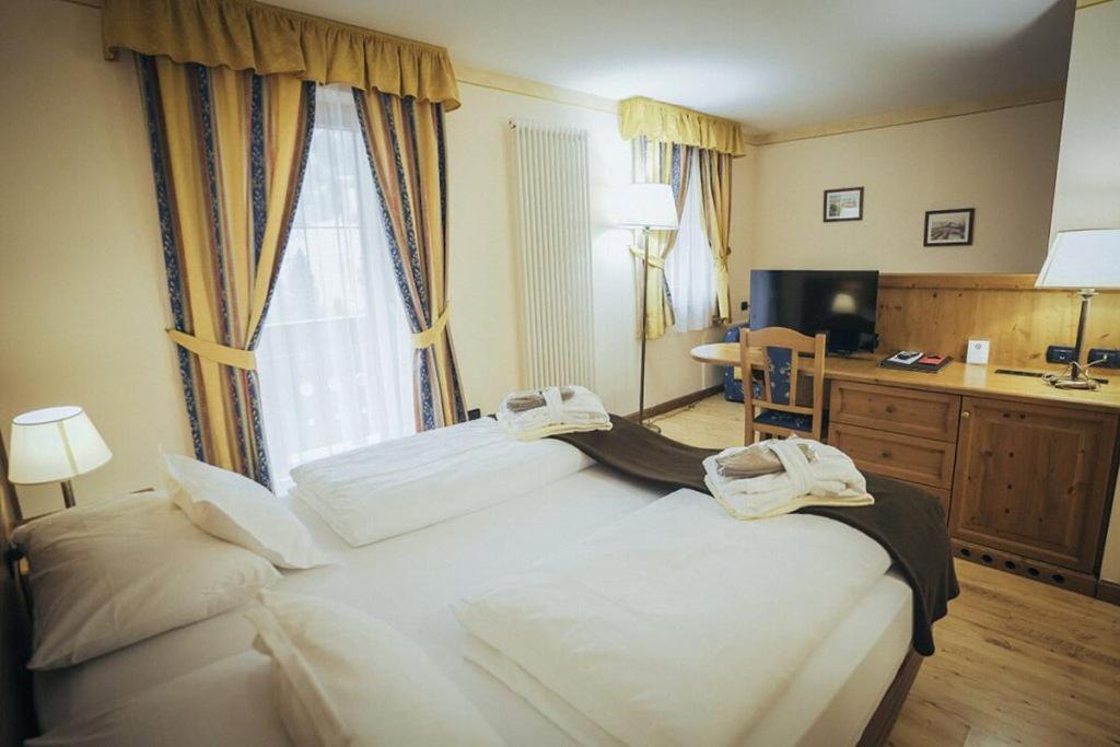 Hotel Al Parco موينا المظهر الخارجي الصورة