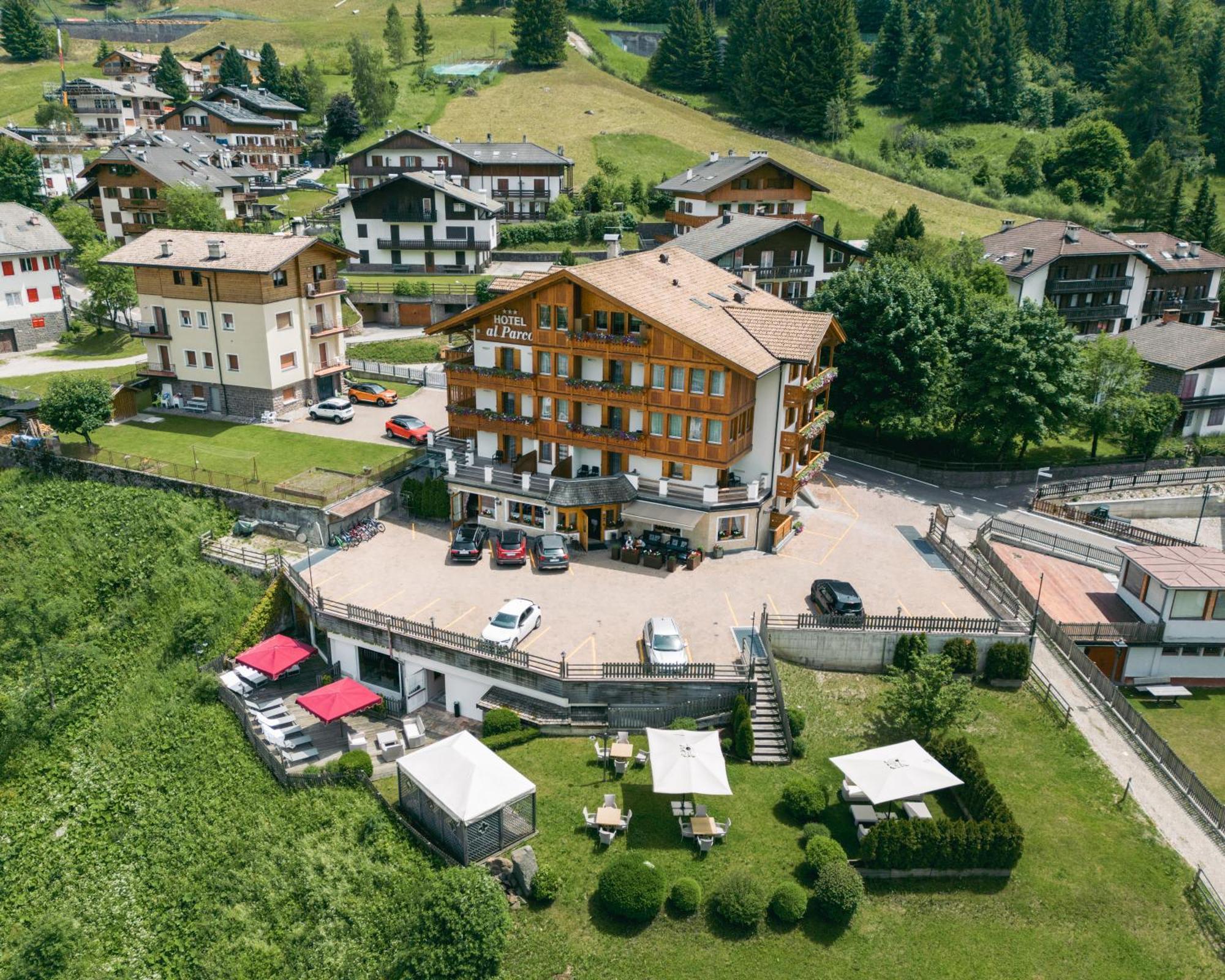 Hotel Al Parco موينا المظهر الخارجي الصورة